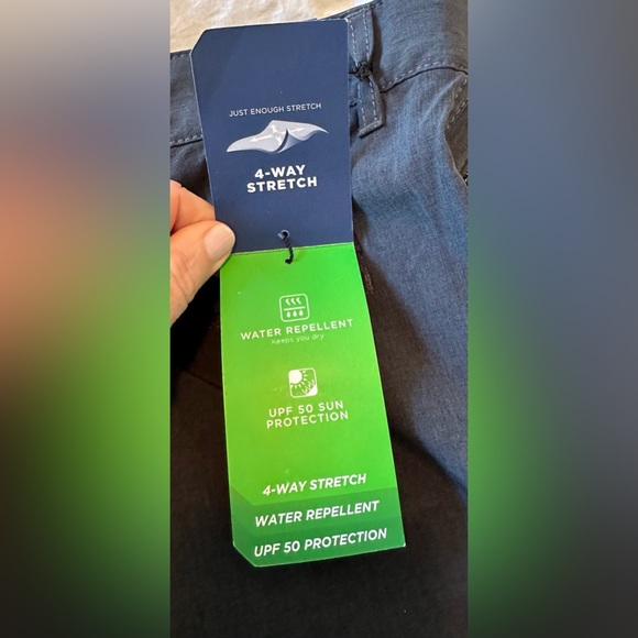 CHAPS NWT Men’s Golf Shorts Size 40 Dark Grey - Picture 4 of 12